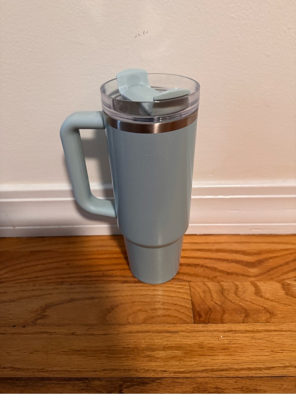 GUC Stanley 30oz tumbler, color: blueberry milk, no straw included - Picture 4 of 5